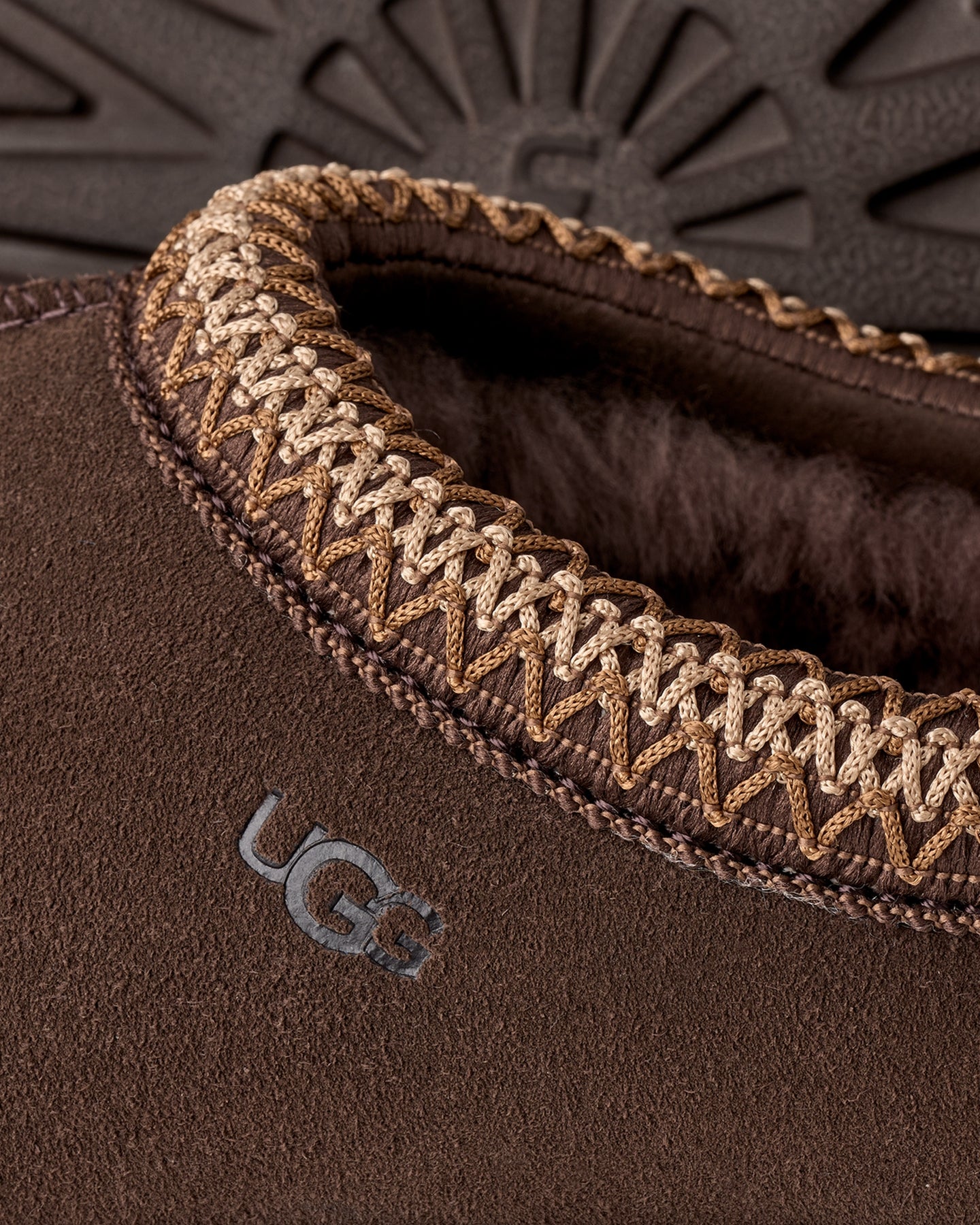 Dames Tasman II slipper met mocassin detail Stoffig Cacao