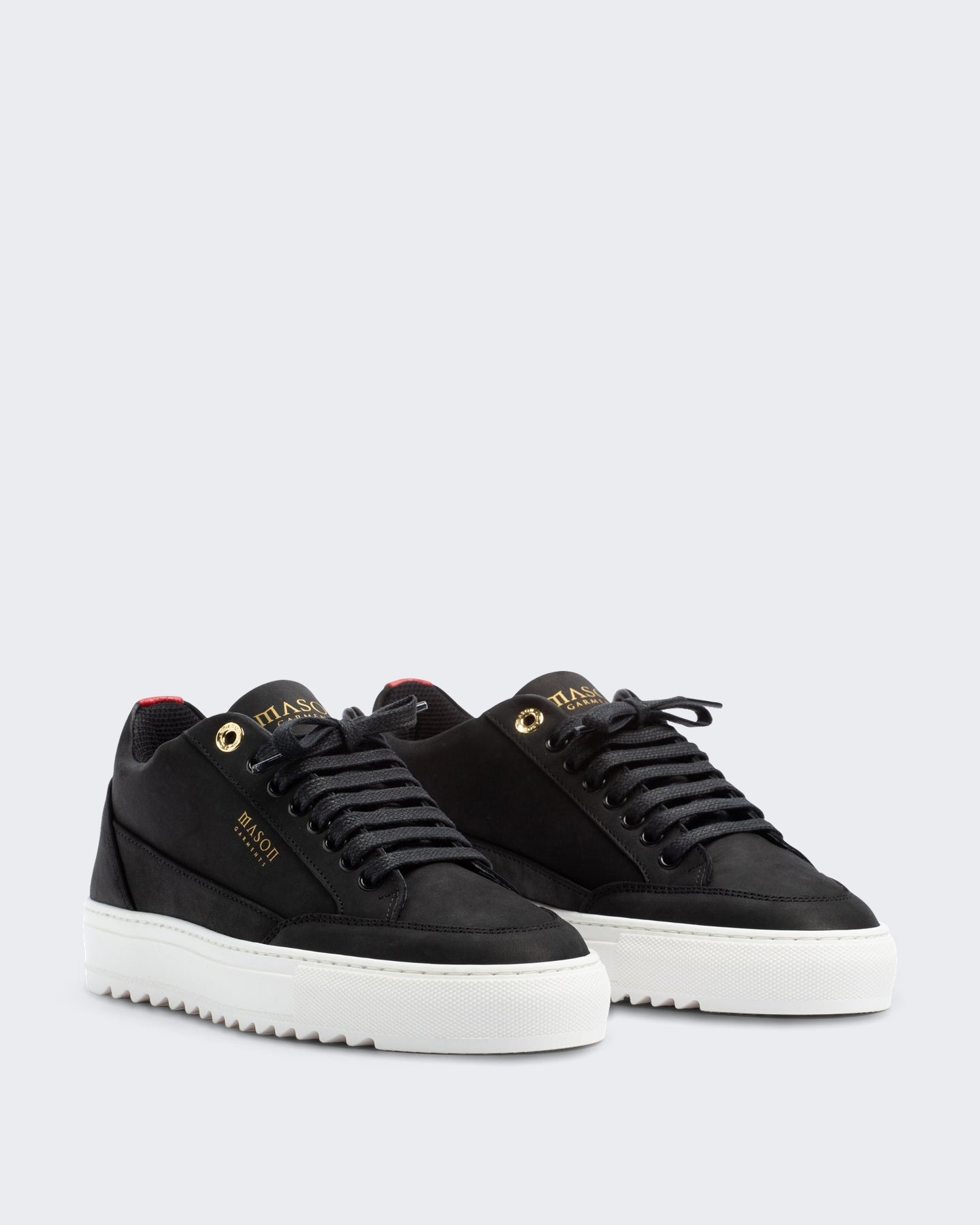 Heren Nubuck sneaker in zwart met witte details