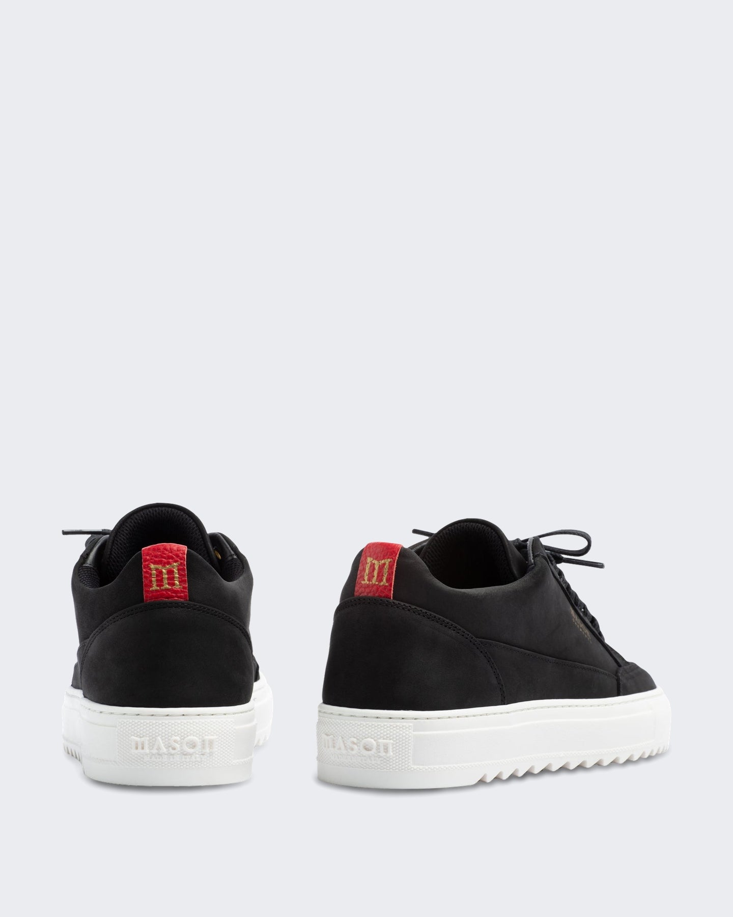 Heren Nubuck sneaker in zwart met witte details