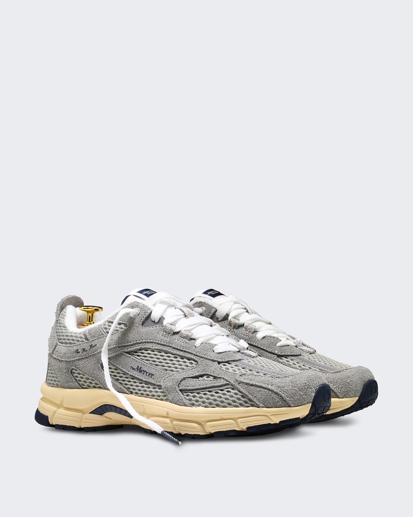 Dames Re-Run Americana