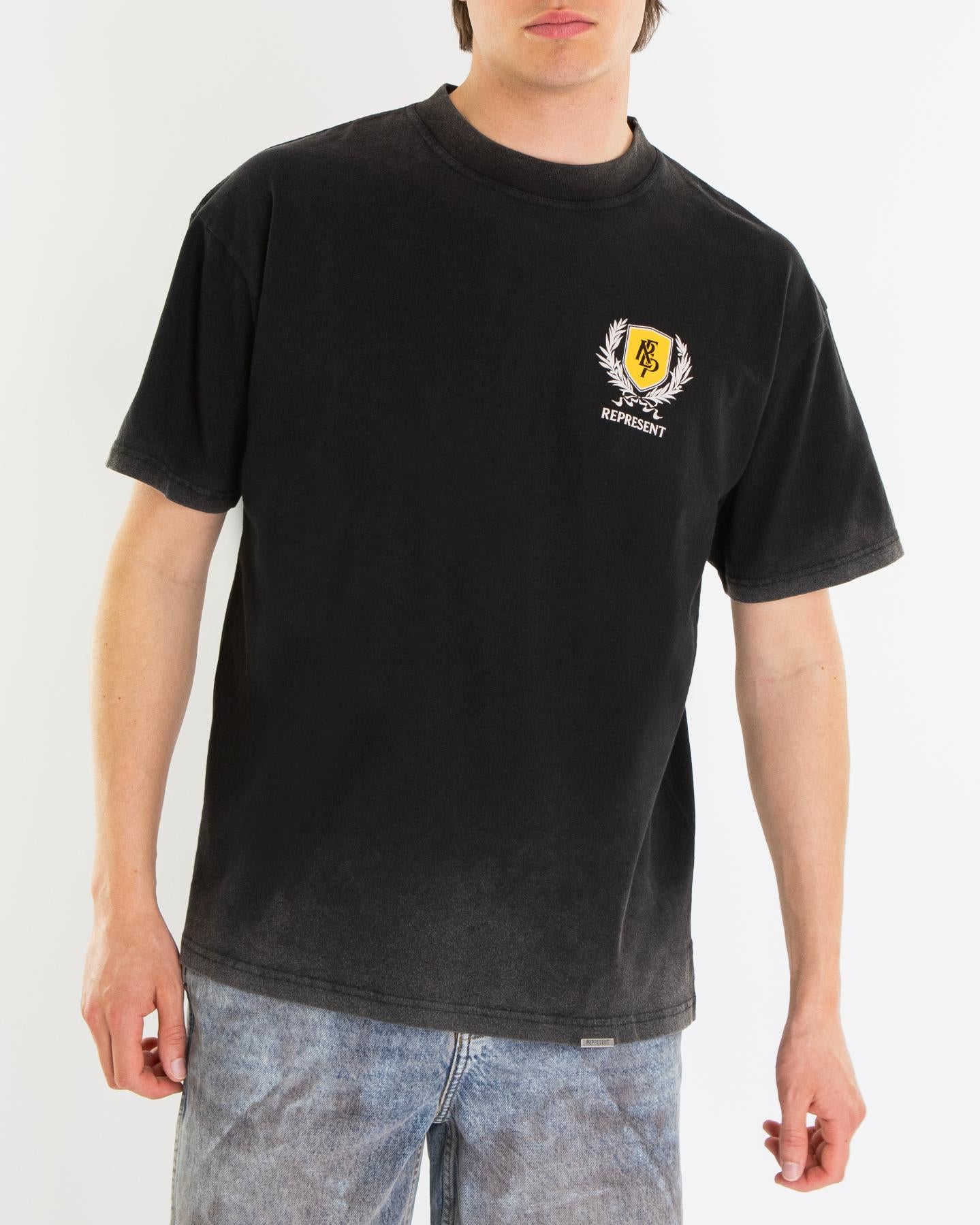 Represent Heren Crest T-Shirt Zwart