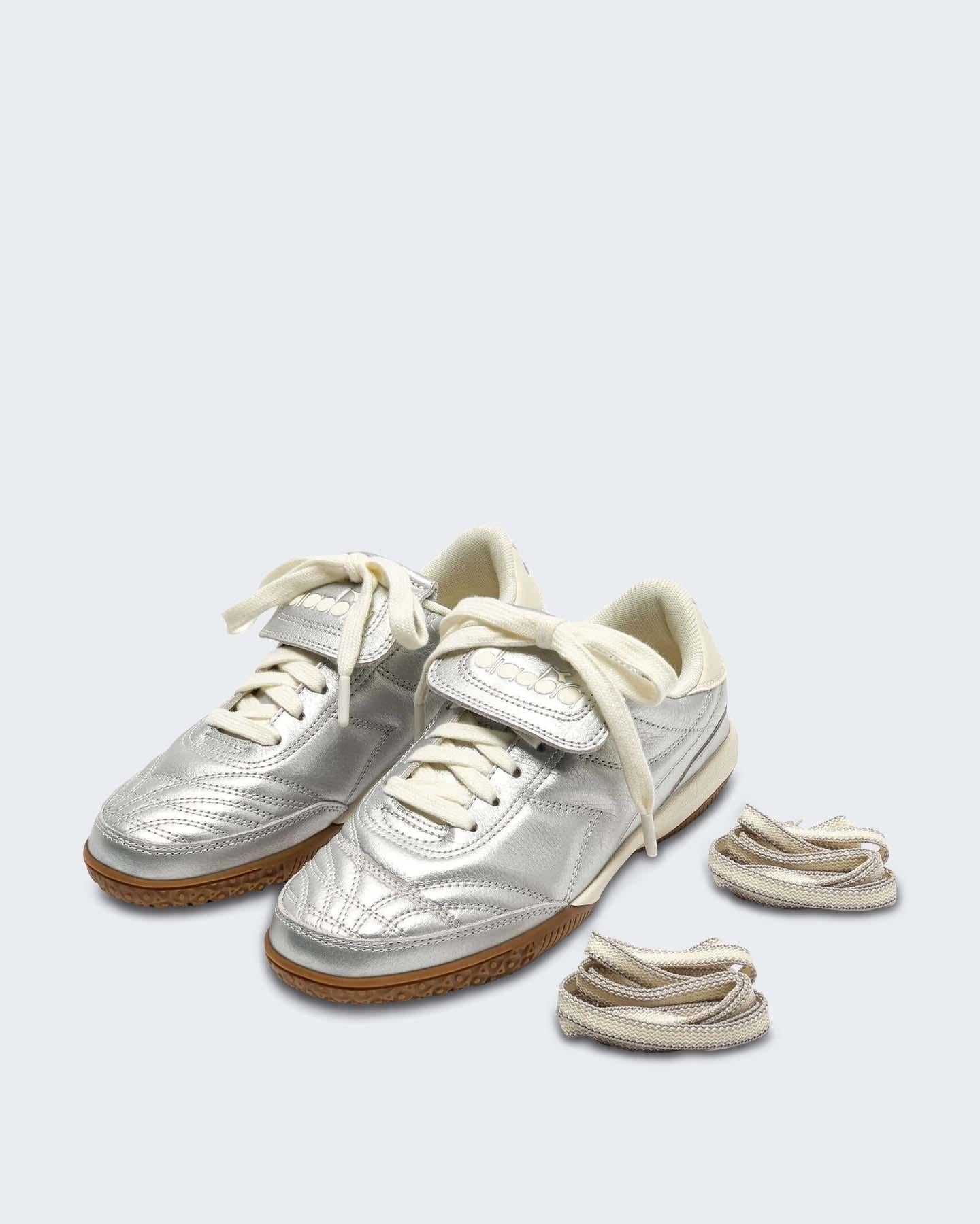 Dames Gold Indoor Metallic