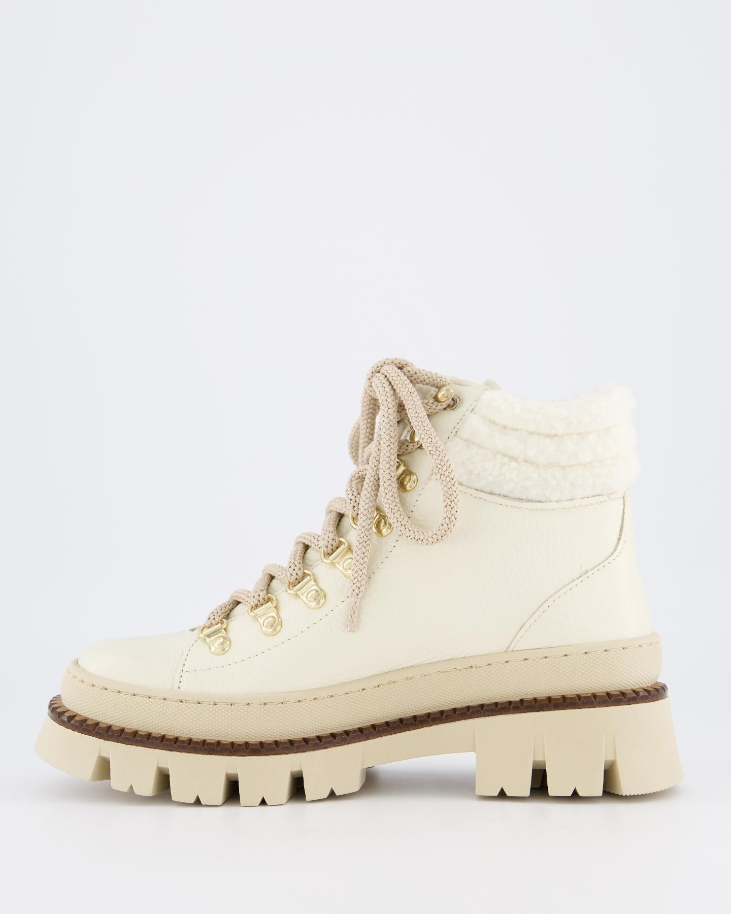 Dames Crema Booty with Gold