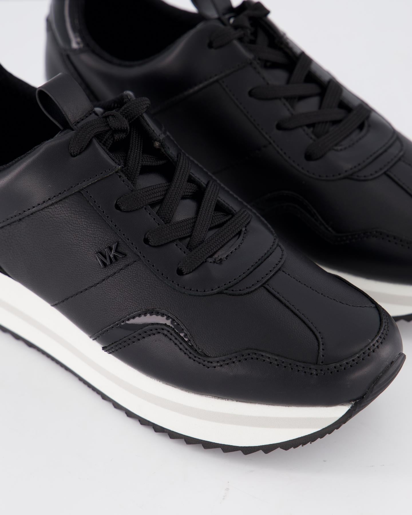 Dames Raina Trainer