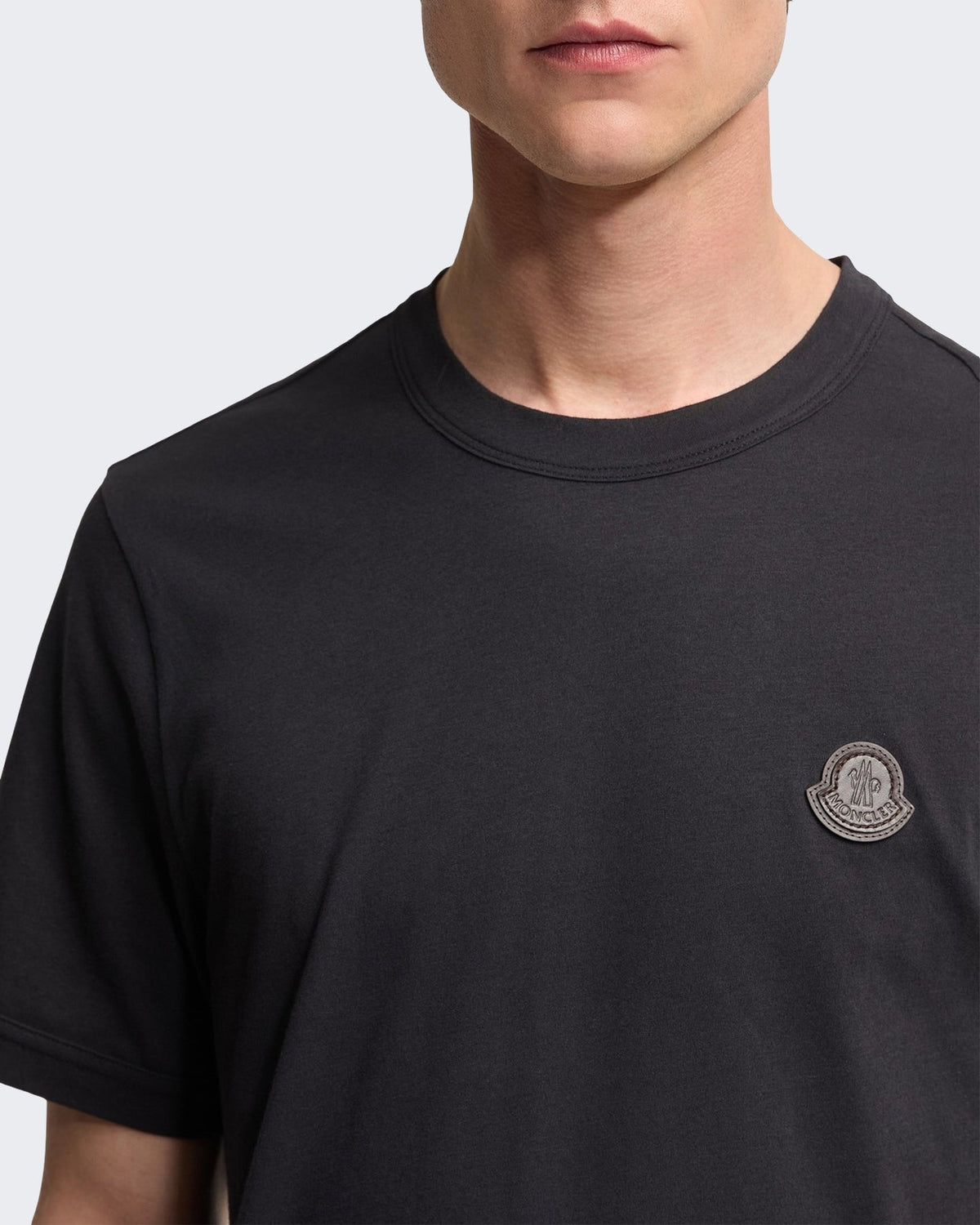 Moncler Heren Ss T-Shirt-L20918c00061 89b8y-Blauw - Eleganza.nl