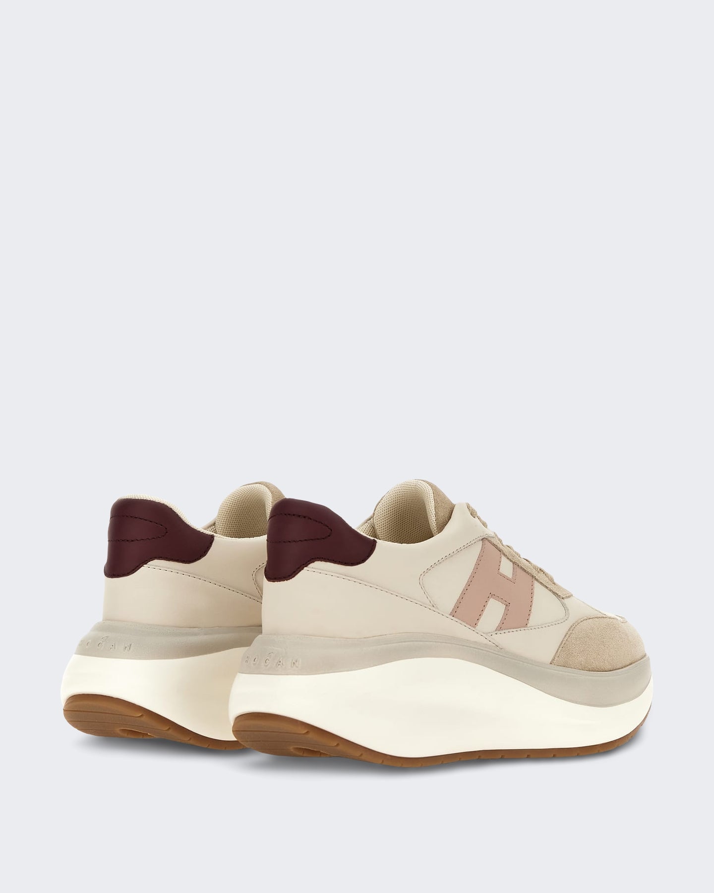 Dames Veterschoenen met H-detail Beige