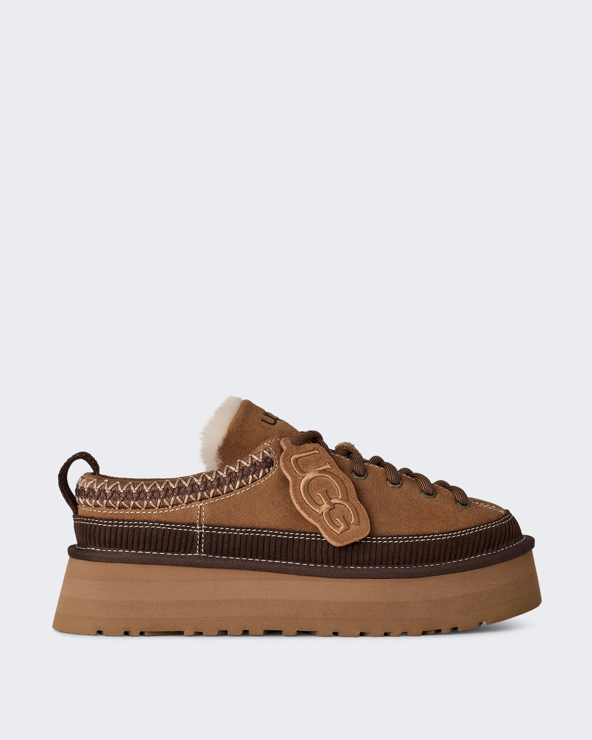Dames Slipper met vetersluiting en heritage design Beige