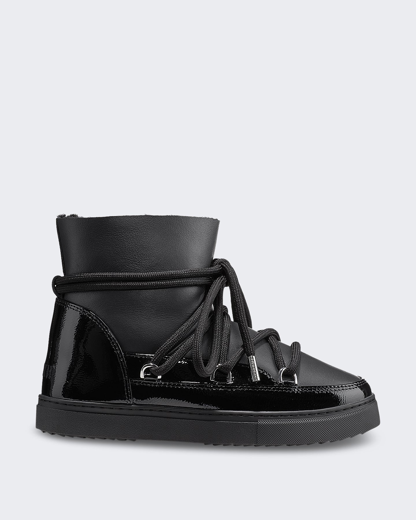 Damen Glanzende winterlaars met gladde afwerking Schwarz