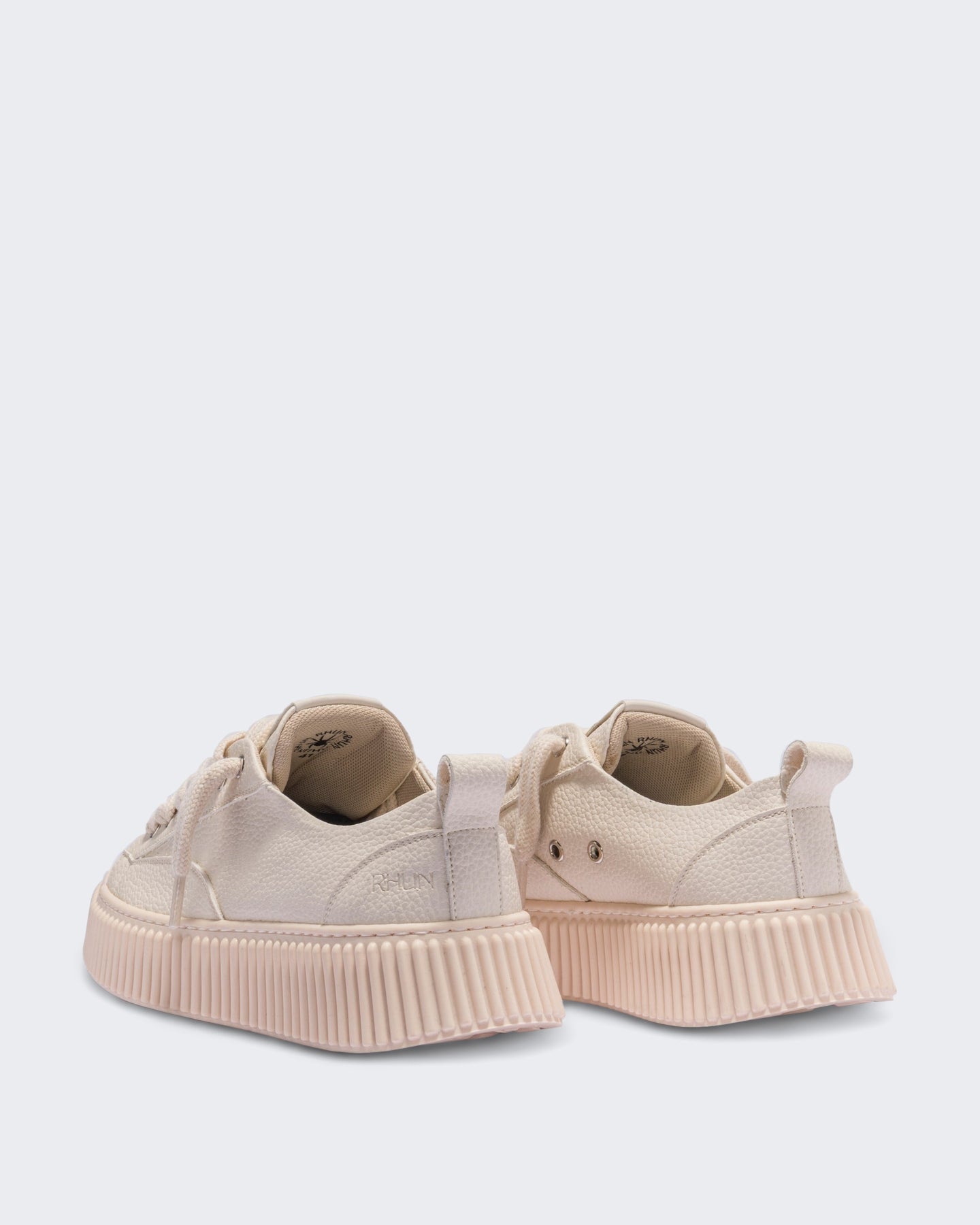 Unisex Treble 2019 Grain Leather Beige
