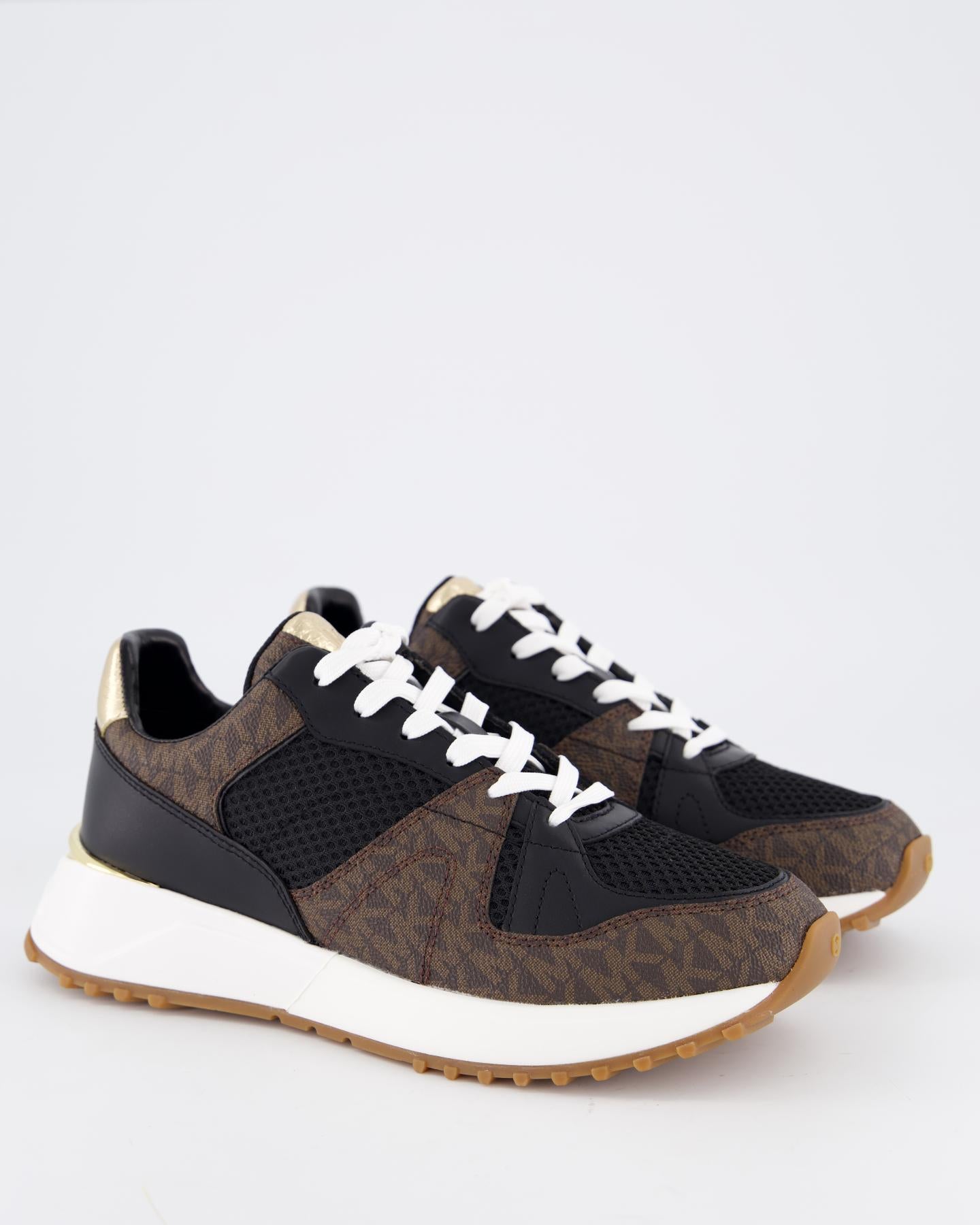 Dames Jaime Trainer