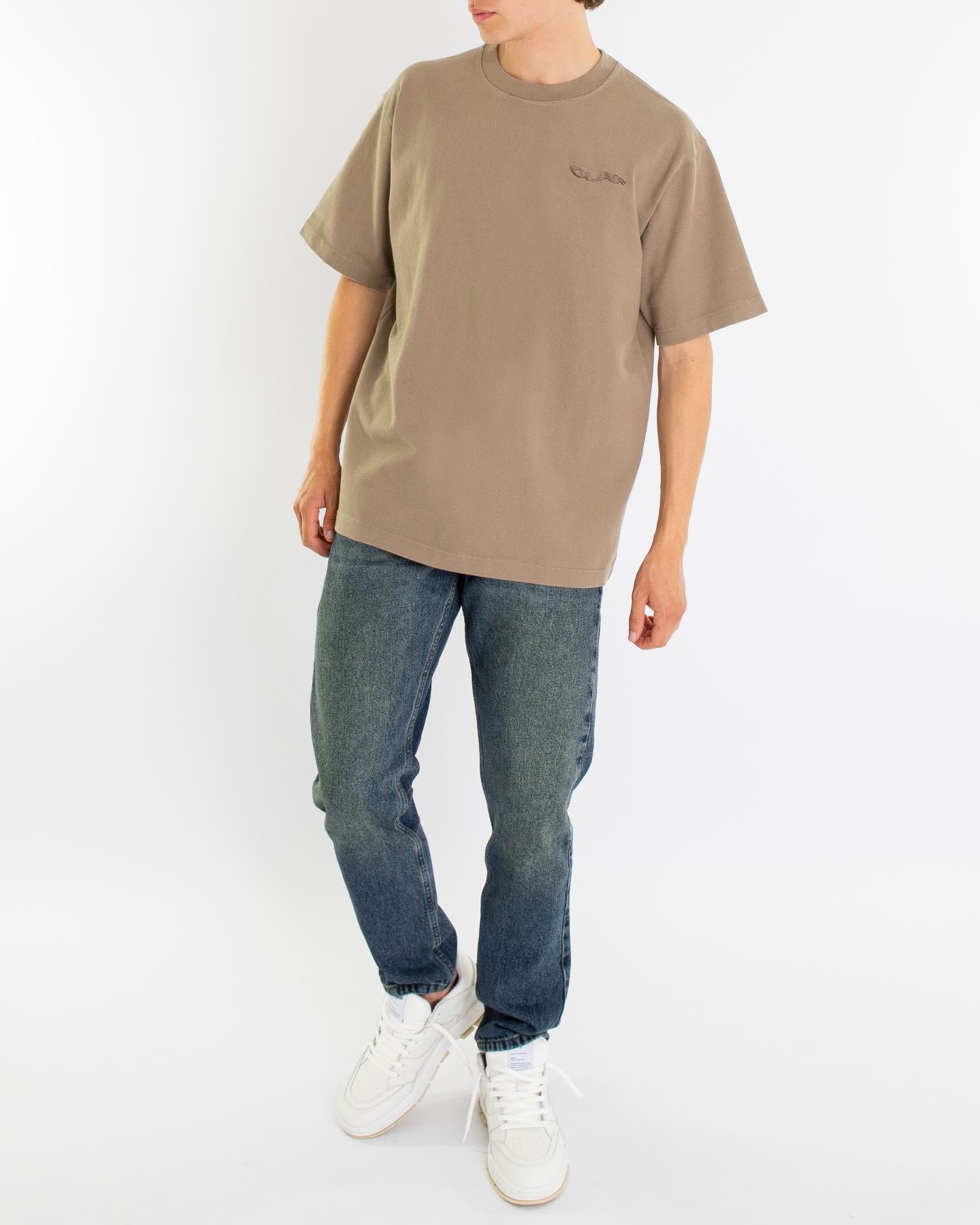 Heren Wavy Drift Embro Tee