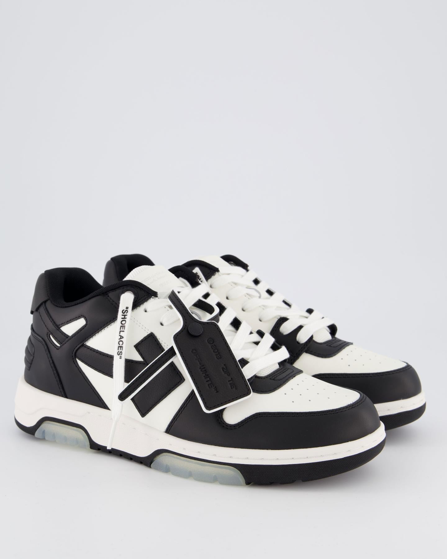 Off white hotsell schoenen heren zwart