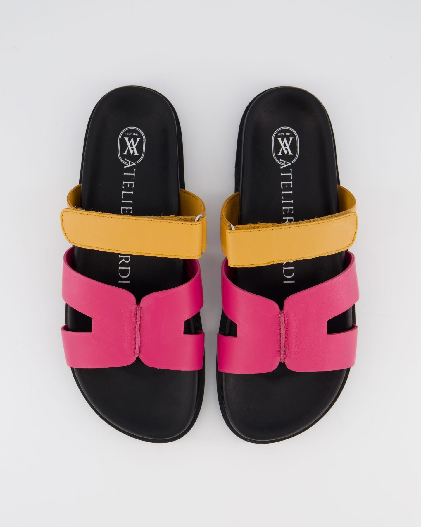 Dames Ibiza Slipper Zwart/Fuxia