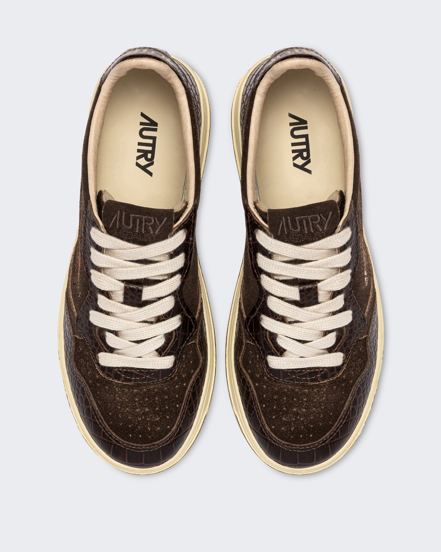 Autry Dames Medalist Low sneakers suède print Bruin - Eleganza.nl