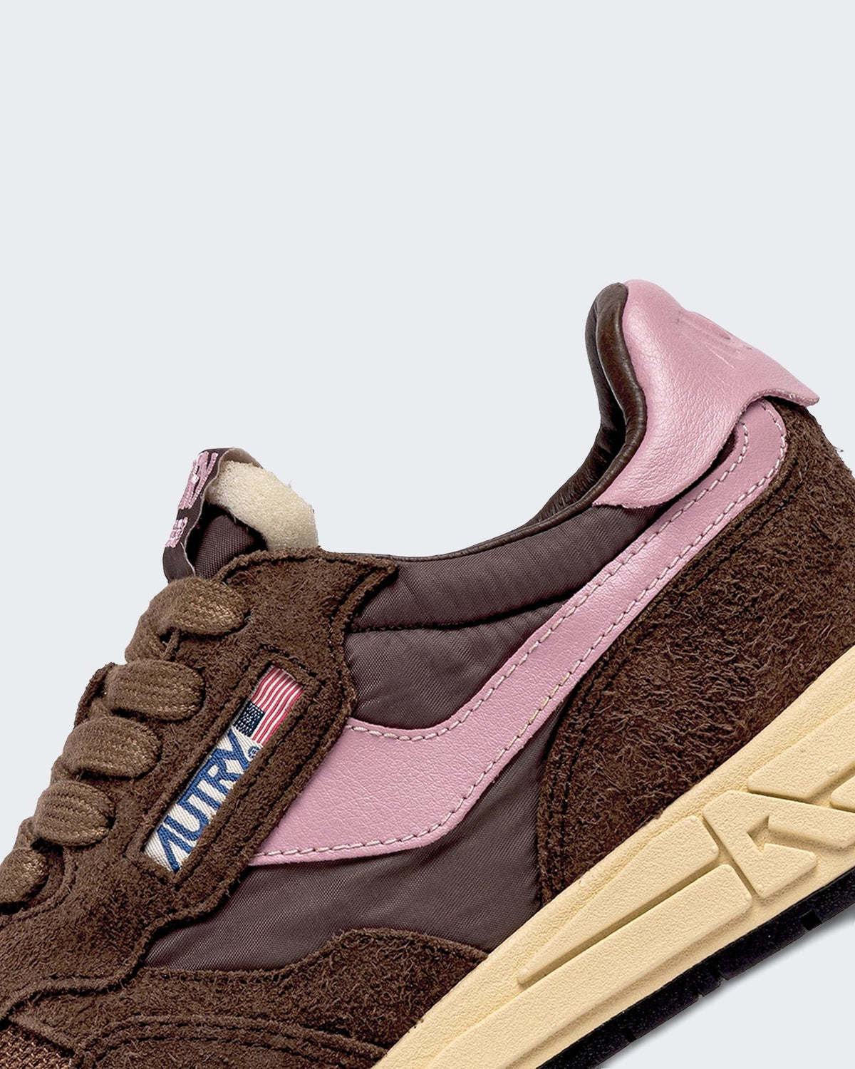 Autry Dames Reelwind Low damessneakers Beige - Eleganza.nl