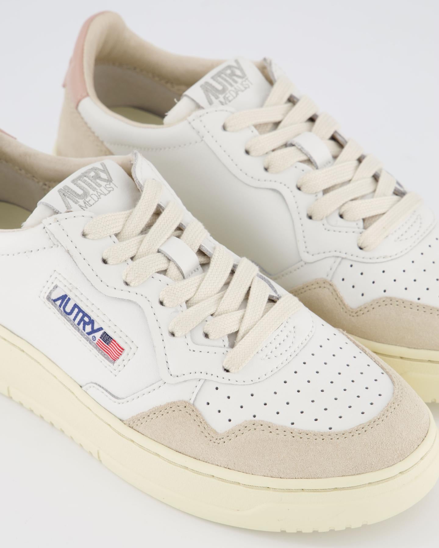 Dames Medalist Sneaker Wit/Suede