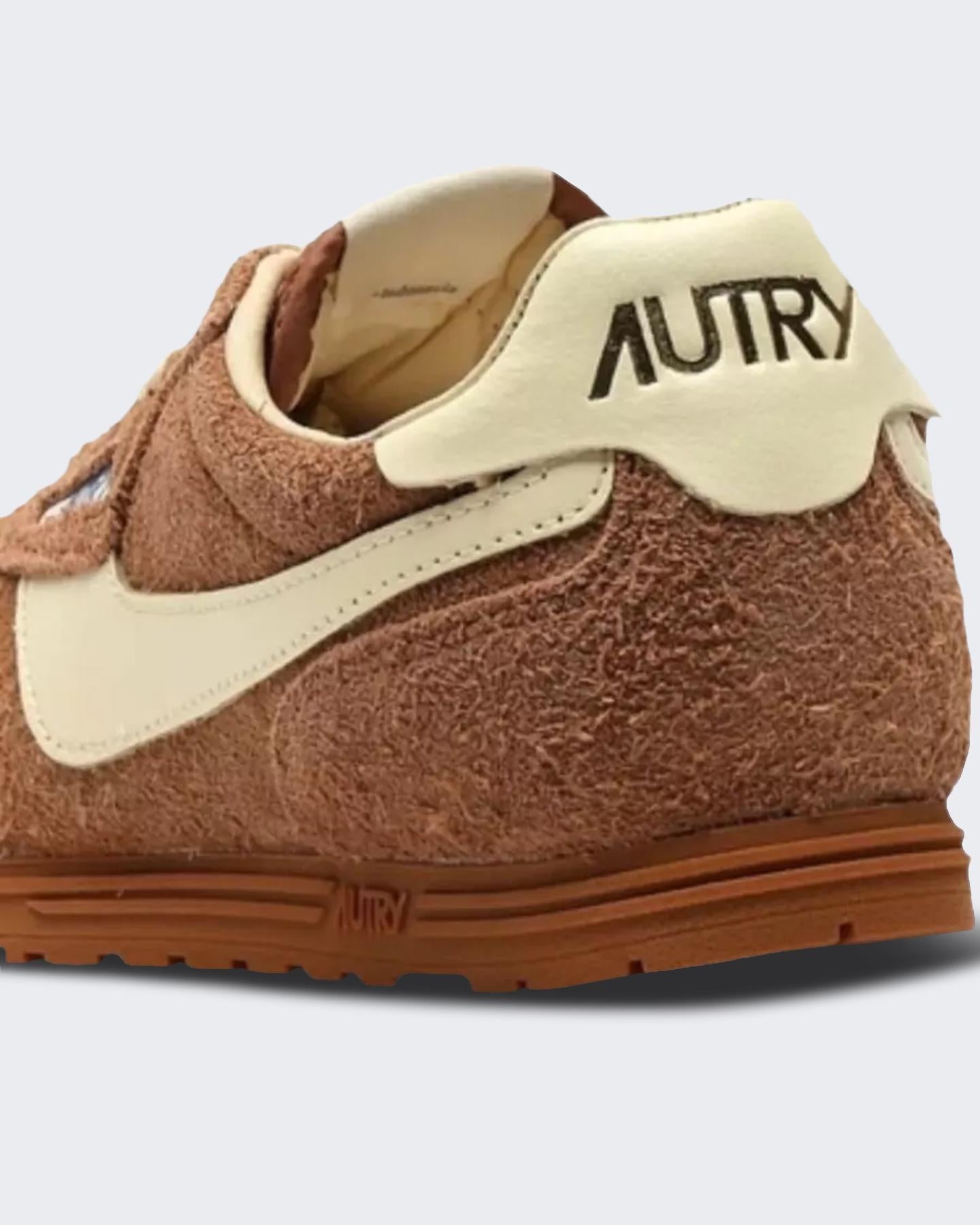 Dames Windspin Sneaker Bruin