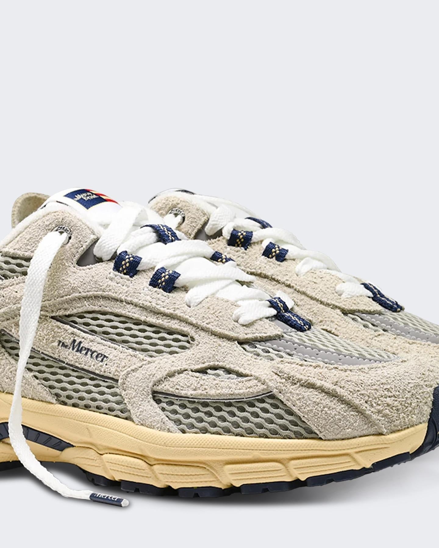 Dames Re-Run Americana