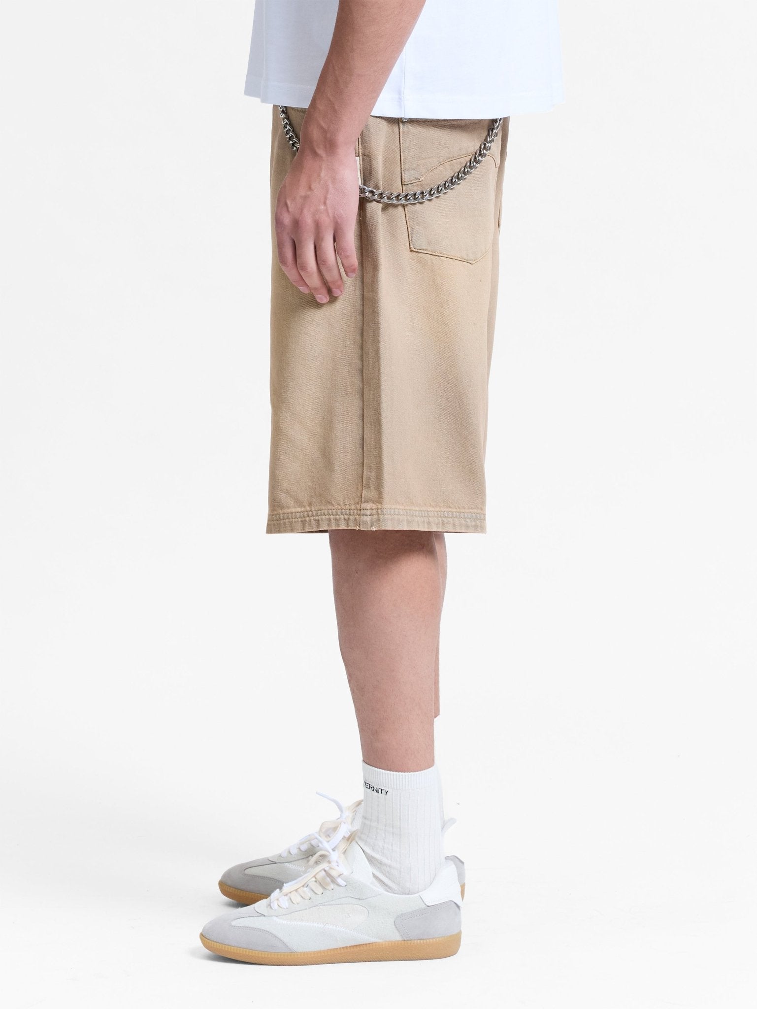 Reternity Heren Essential jeansshort Beige - Eleganza.nl