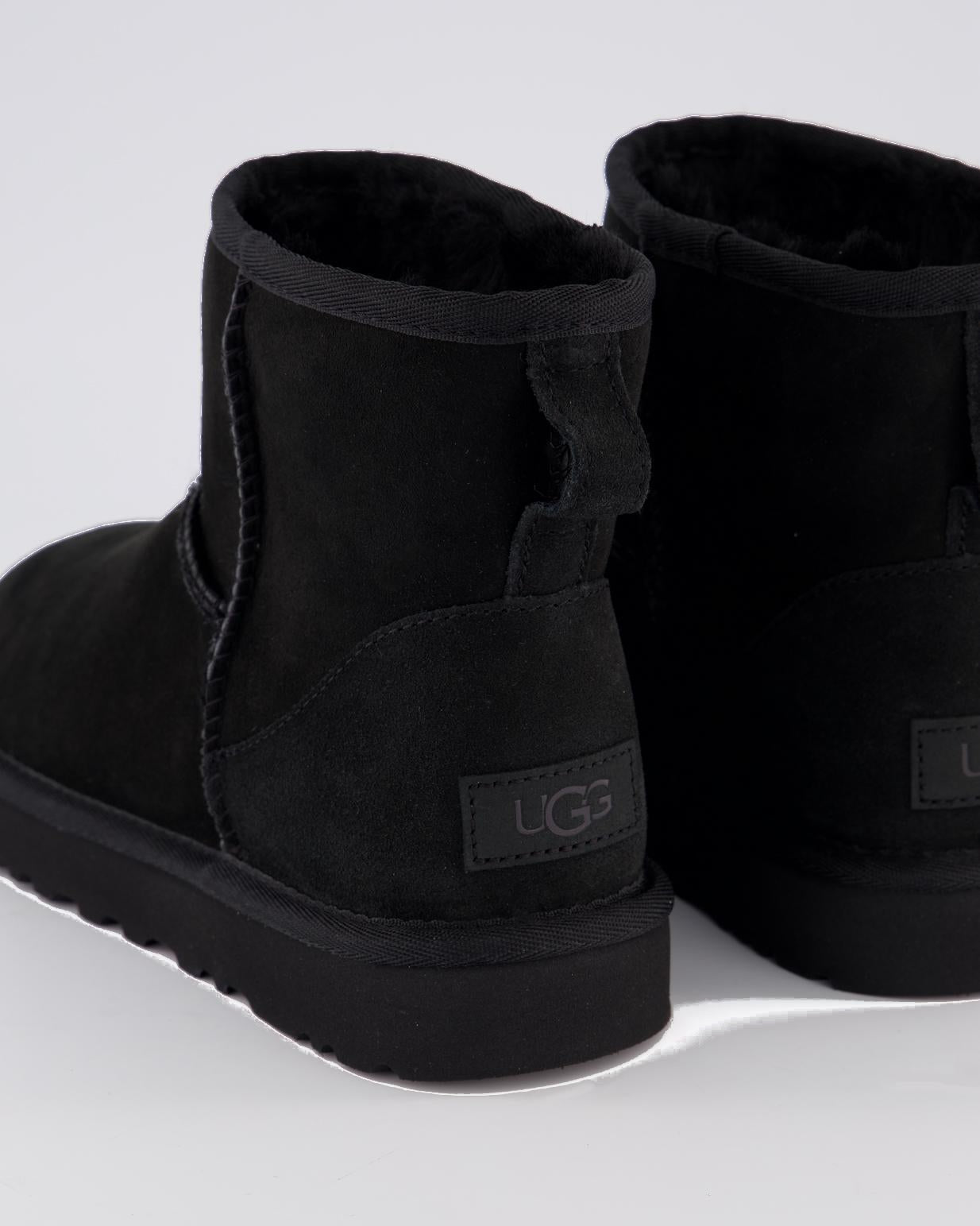 UGG Dames Classic Mini II Zwart - Eleganza.nl