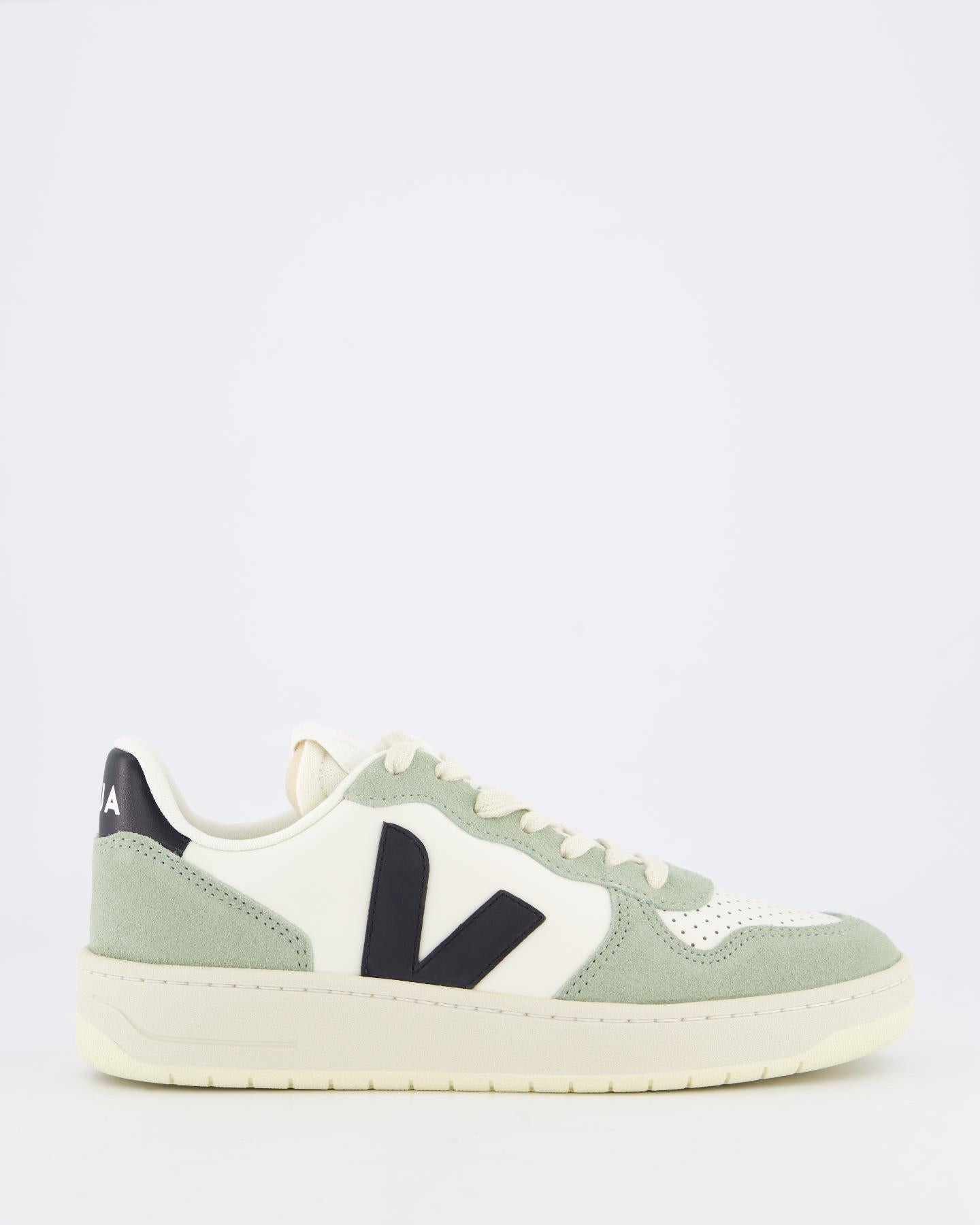 Veja Dames V - 10 Pure Black Clay - Eleganza.nl