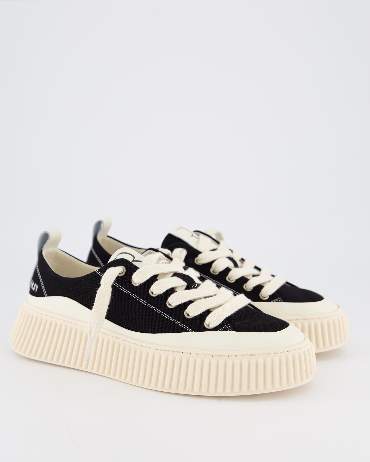 Heren Treble 3250 Black Canvas
